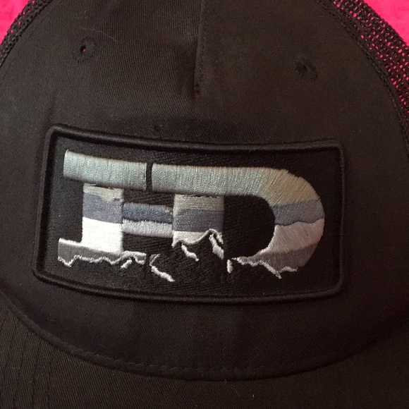 Hammer Down SnapBack hat 5 panel mesh back black cap - Picture 3 of 12